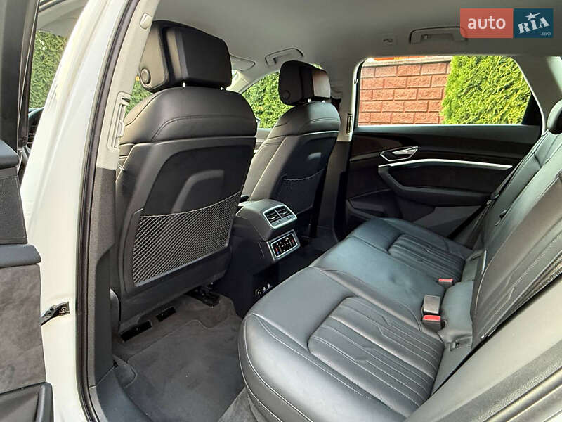Внедорожник / Кроссовер Audi e-tron 2020 в Ровно фото 41 Внедорожник / Кроссовер Audi e-tron 2020 в Ровно