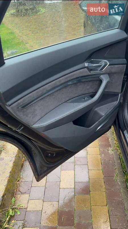 Позашляховик / Кросовер Audi e-tron 2019 в Шептицькому фото 15 Позашляховик / Кросовер Audi e-tron 2019 в Шептицькому