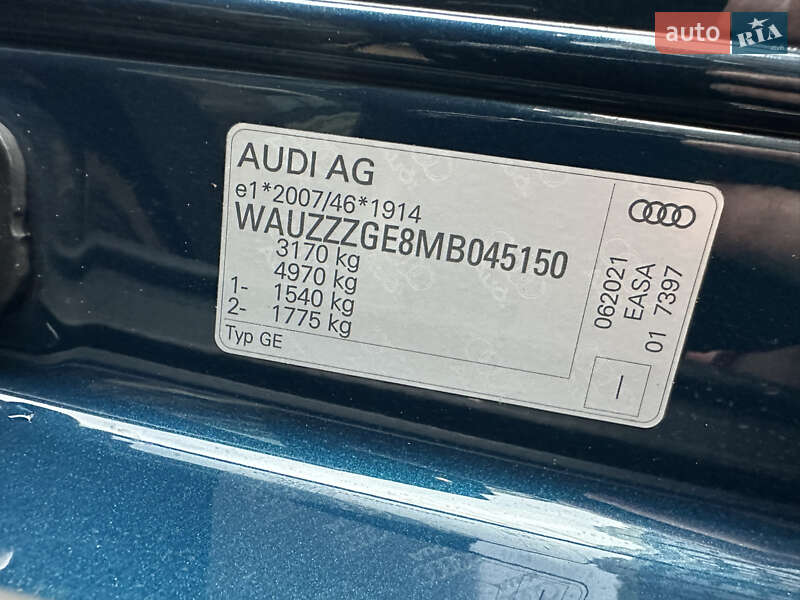 Позашляховик / Кросовер Audi e-tron 2021 в Києві