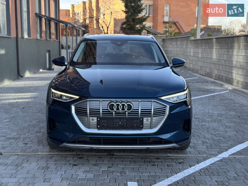 Внедорожник / Кроссовер Audi e-tron 2019 в Ровно фото 4 Внедорожник / Кроссовер Audi e-tron 2019 в Ровно