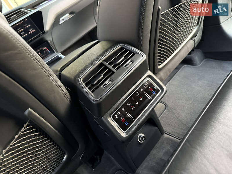 Внедорожник / Кроссовер Audi e-tron 2019 в Дрогобыче фото 75 Внедорожник / Кроссовер Audi e-tron 2019 в Дрогобыче