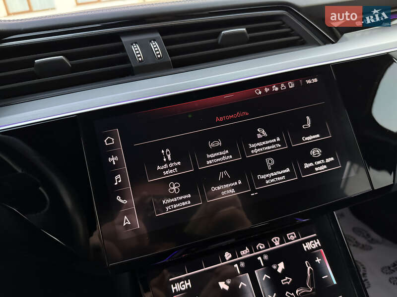 Внедорожник / Кроссовер Audi e-tron 2019 в Дрогобыче фото 89 Внедорожник / Кроссовер Audi e-tron 2019 в Дрогобыче