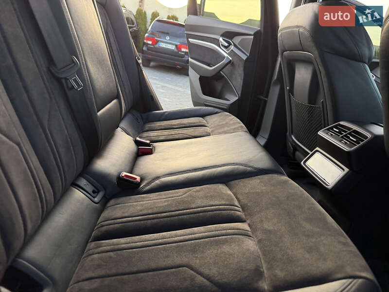 Внедорожник / Кроссовер Audi e-tron 2020 в Дрогобыче фото 87 Внедорожник / Кроссовер Audi e-tron 2020 в Дрогобыче