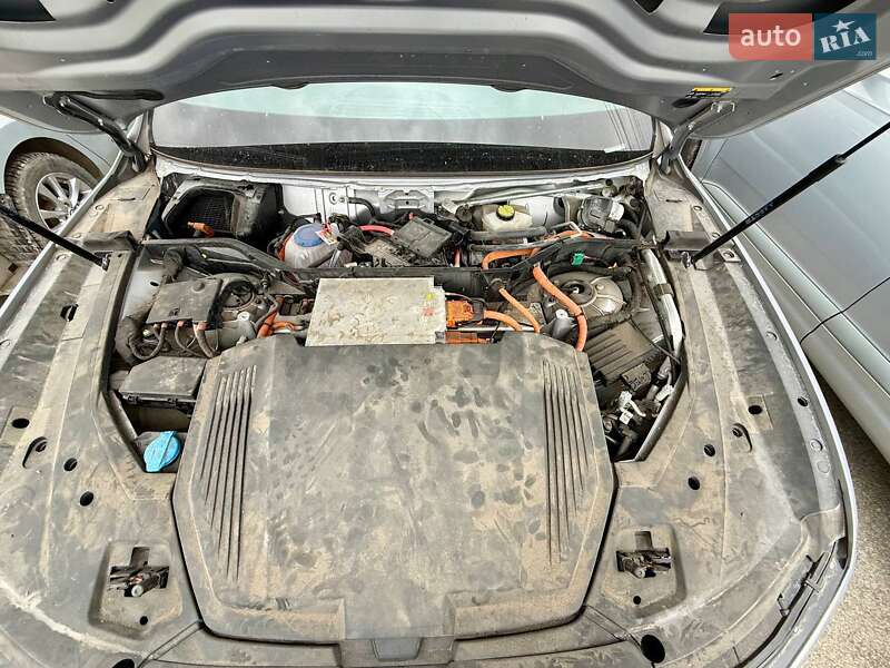 Позашляховик / Кросовер Audi e-tron 2022 в Києві