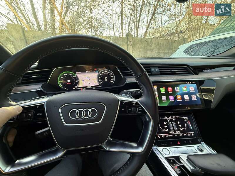 Внедорожник / Кроссовер Audi e-tron 2019 в Харькове