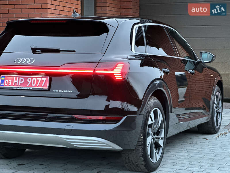 Позашляховик / Кросовер Audi e-tron 2022 в Рівному фото 9 Позашляховик / Кросовер Audi e-tron 2022 в Рівному