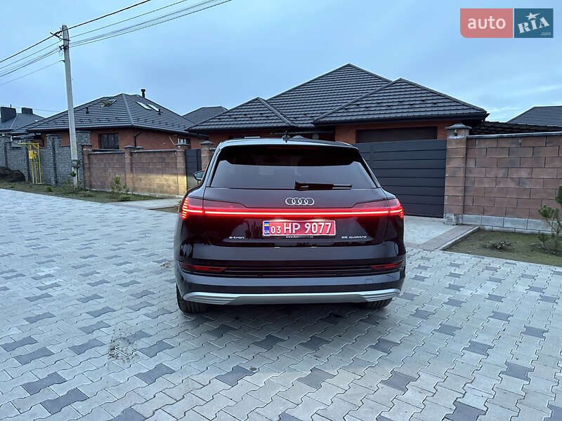 Позашляховик / Кросовер Audi e-tron 2022 в Рівному фото 11 Позашляховик / Кросовер Audi e-tron 2022 в Рівному