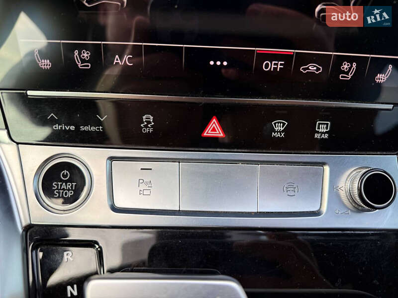 Внедорожник / Кроссовер Audi e-tron 2022 в Стрые