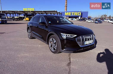 Позашляховик / Кросовер Audi e-tron 2019 в Львові