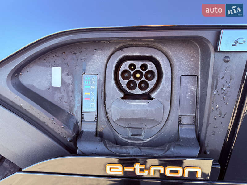 Внедорожник / Кроссовер Audi e-tron 2019 в Львове