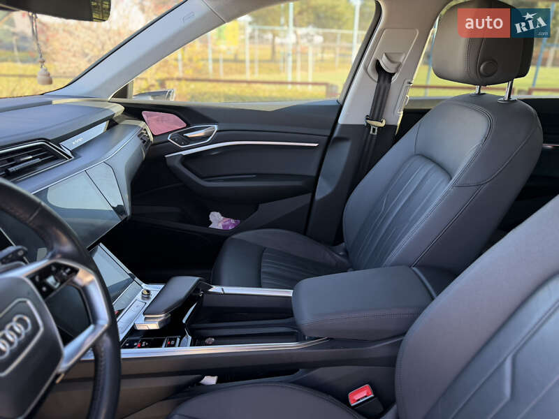 Внедорожник / Кроссовер Audi e-tron 2021 в Львове