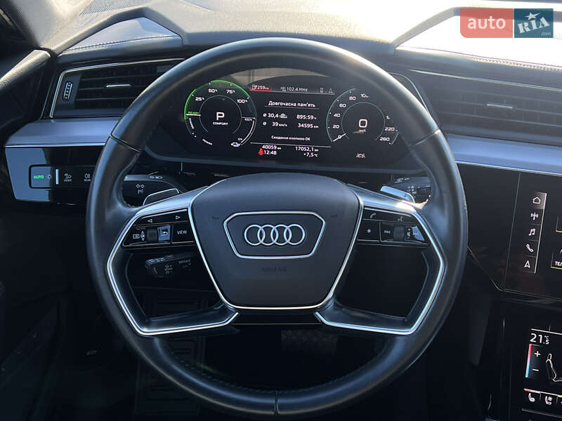 Позашляховик / Кросовер Audi e-tron 2020 в Луцьку