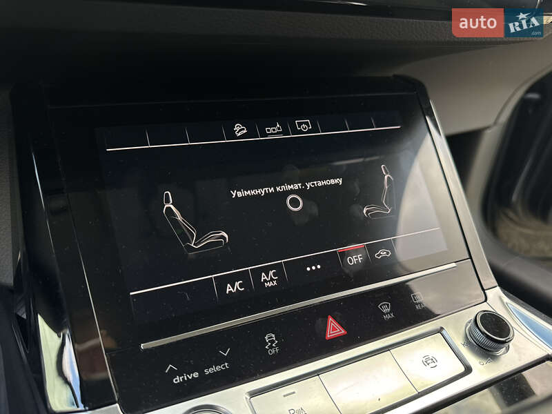 Внедорожник / Кроссовер Audi e-tron 2019 в Ивано-Франковске