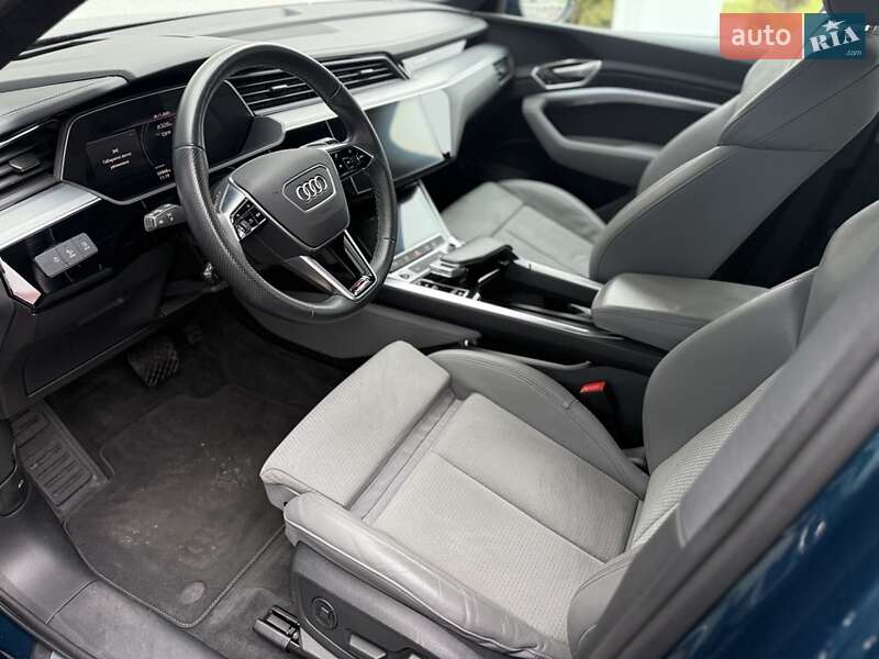 Позашляховик / Кросовер Audi e-tron 2022 в Хмельницькому фото 47 Позашляховик / Кросовер Audi e-tron 2022 в Хмельницькому