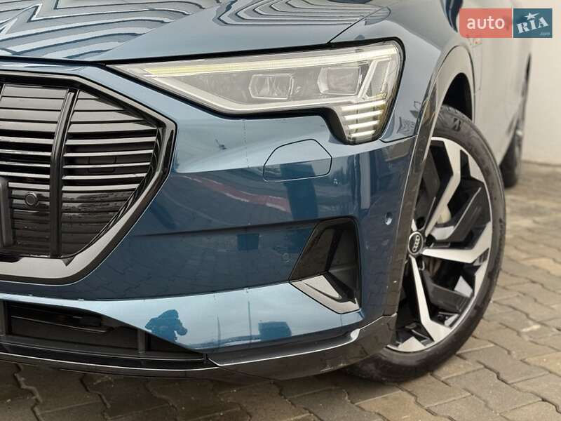 Позашляховик / Кросовер Audi e-tron 2022 в Хмельницькому фото 15 Позашляховик / Кросовер Audi e-tron 2022 в Хмельницькому