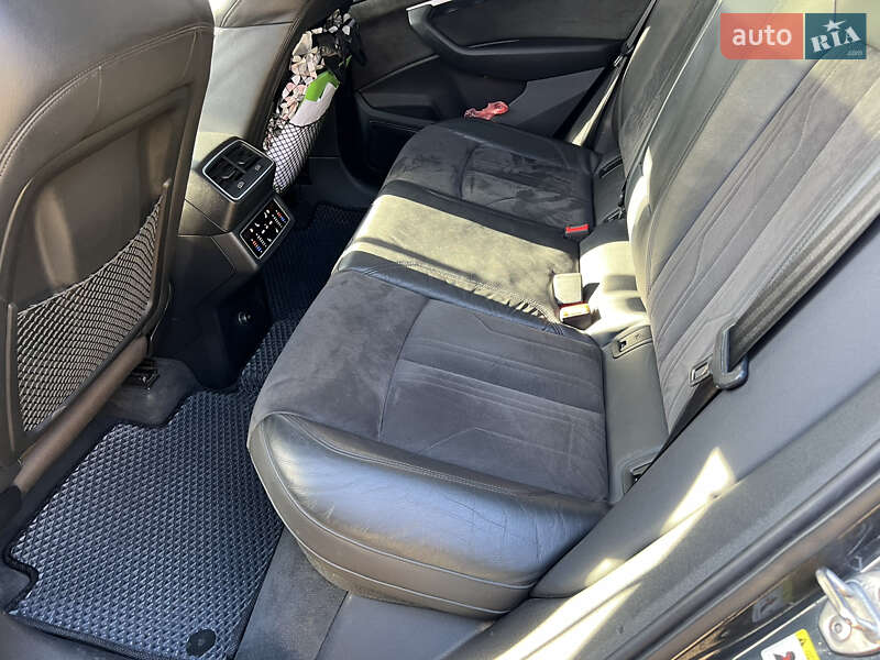 Внедорожник / Кроссовер Audi e-tron 2019 в Залещиках фото 14 Внедорожник / Кроссовер Audi e-tron 2019 в Залещиках