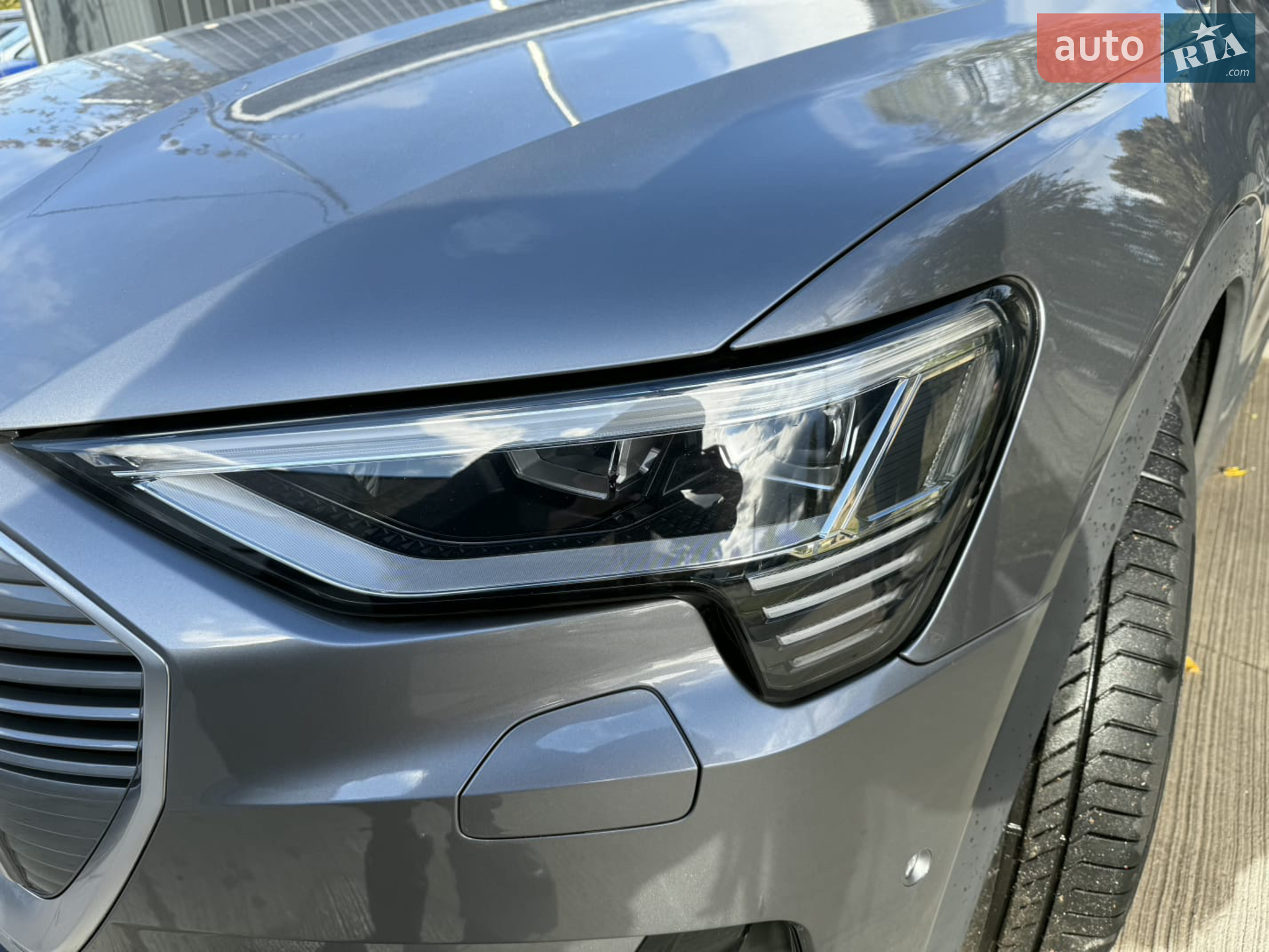 2020 Audi e-tron - мініатюра 21