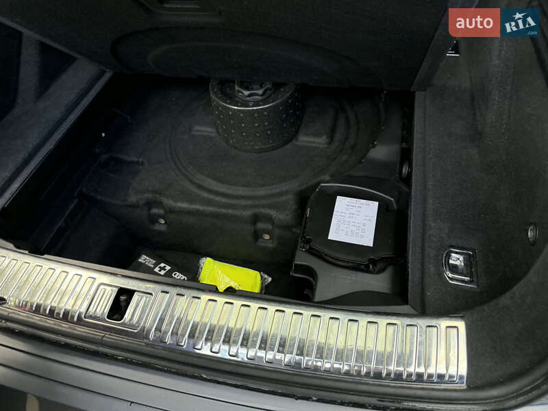 Внедорожник / Кроссовер Audi e-tron 2020 в Чернигове