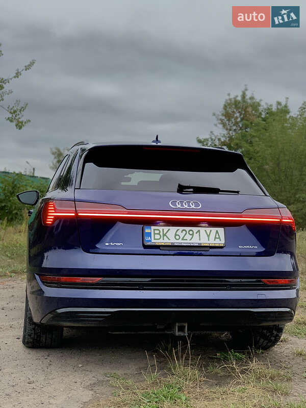 Позашляховик / Кросовер Audi e-tron 2021 в Хмельницькому фото 6 Позашляховик / Кросовер Audi e-tron 2021 в Хмельницькому