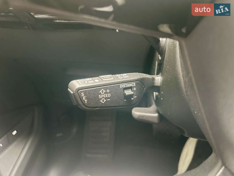 Позашляховик / Кросовер Audi e-tron 2022 в Рівному