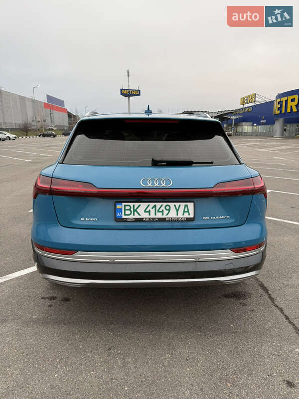 Внедорожник / Кроссовер Audi e-tron 2019 в Ровно