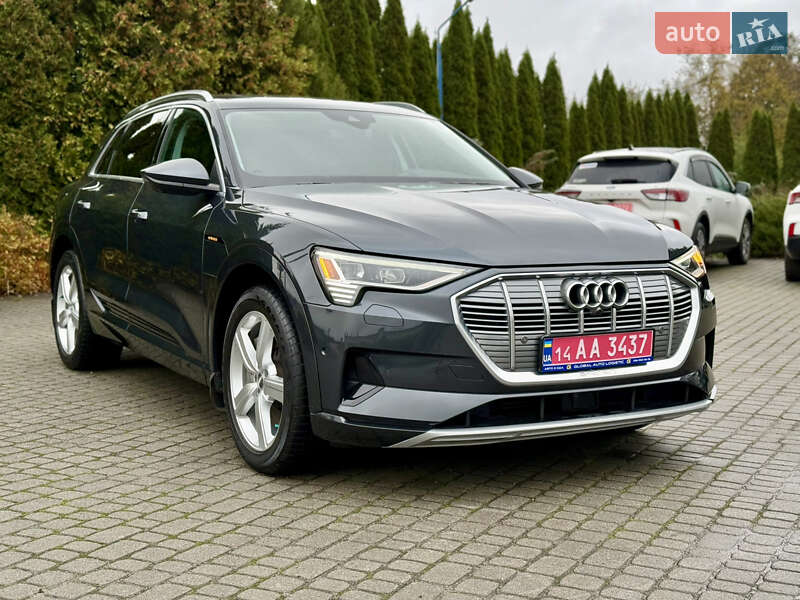 Позашляховик / Кросовер Audi e-tron 2019 в Львові
