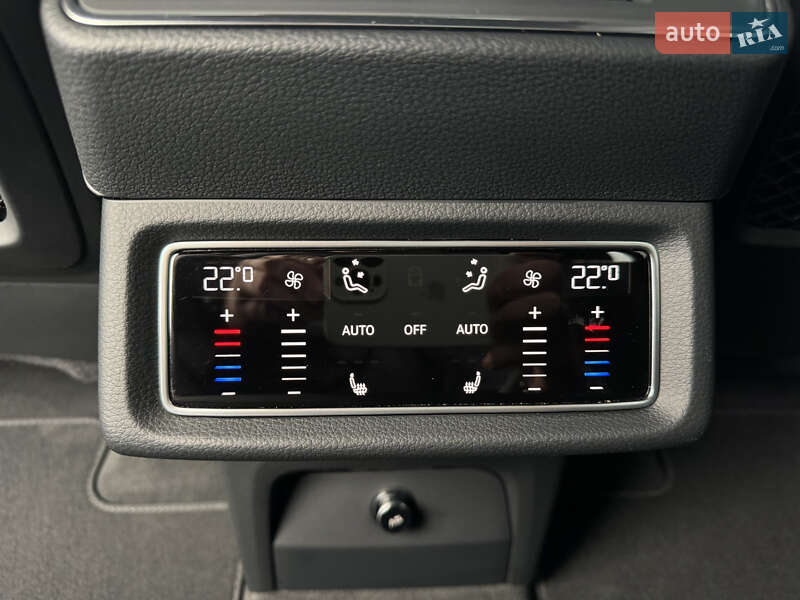 Внедорожник / Кроссовер Audi e-tron 2022 в Мукачево