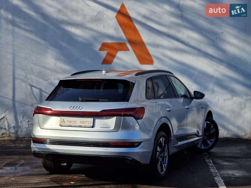 Внедорожник / Кроссовер Audi e-tron 2020 в Одессе