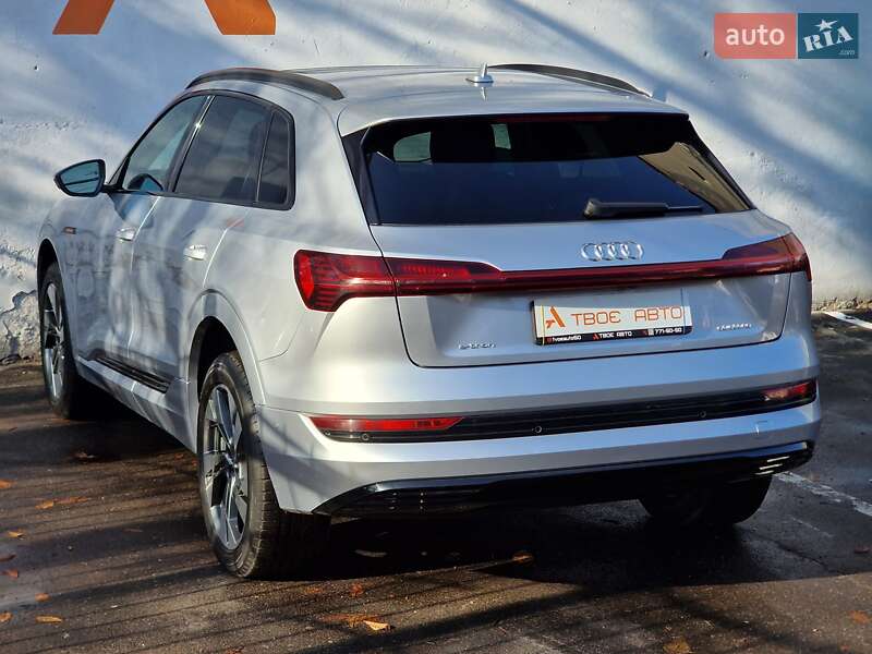 Внедорожник / Кроссовер Audi e-tron 2020 в Одессе