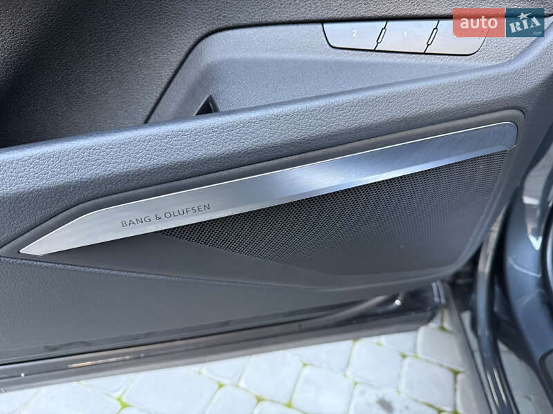 Позашляховик / Кросовер Audi e-tron 2022 в Луцьку