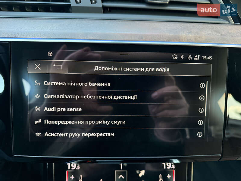 Позашляховик / Кросовер Audi e-tron 2022 в Луцьку