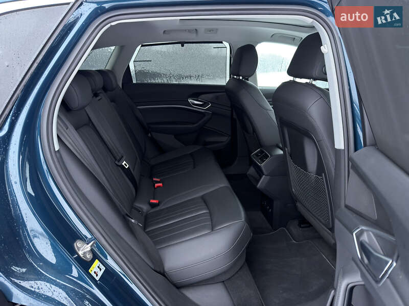 Внедорожник / Кроссовер Audi e-tron 2021 в Львове