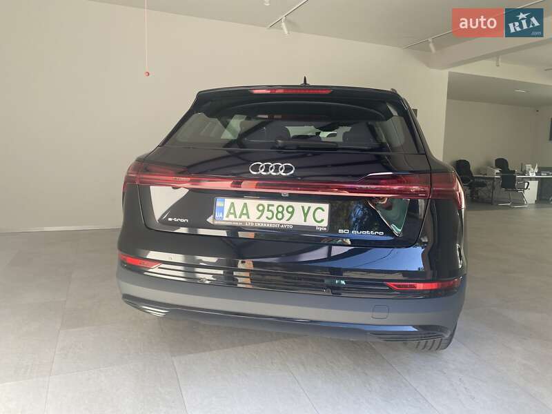Позашляховик / Кросовер Audi e-tron 2020 в Ірпені