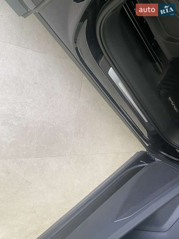 Позашляховик / Кросовер Audi e-tron 2020 в Ірпені