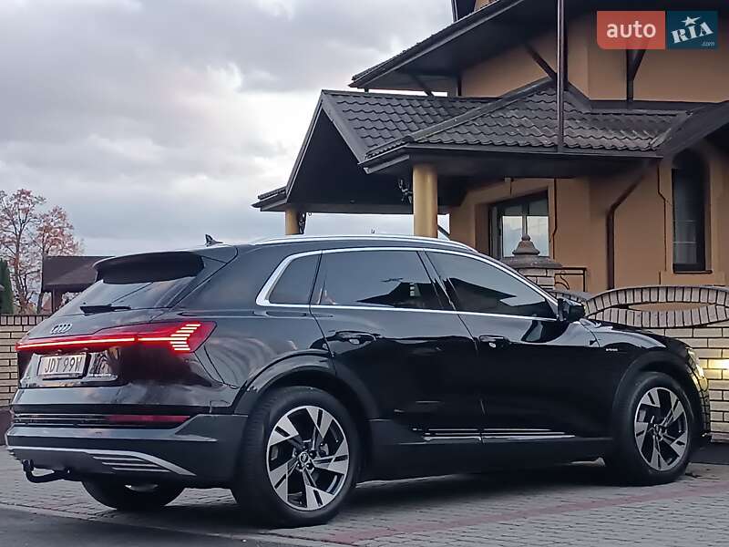 Внедорожник / Кроссовер Audi e-tron 2023 в Львове