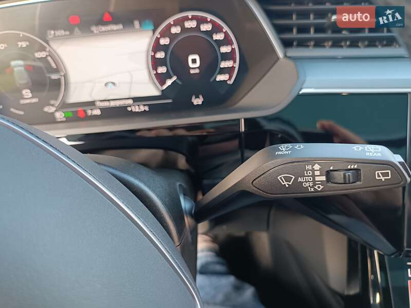 Внедорожник / Кроссовер Audi e-tron 2023 в Львове