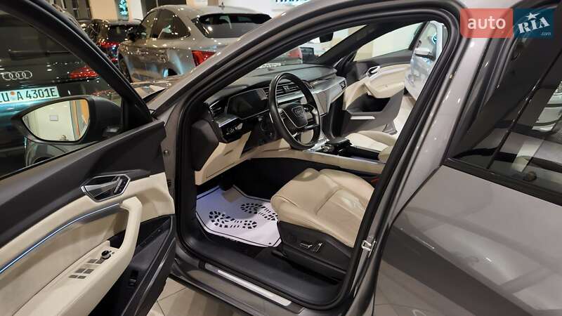 Позашляховик / Кросовер Audi e-tron 2020 в Львові