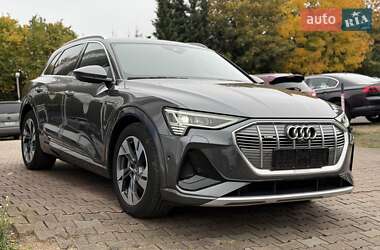 Позашляховик / Кросовер Audi e-tron 2020 в Красилові