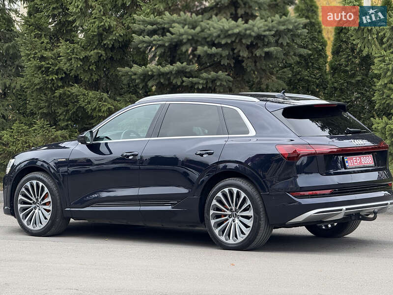 Позашляховик / Кросовер Audi e-tron 2021 в Тернополі