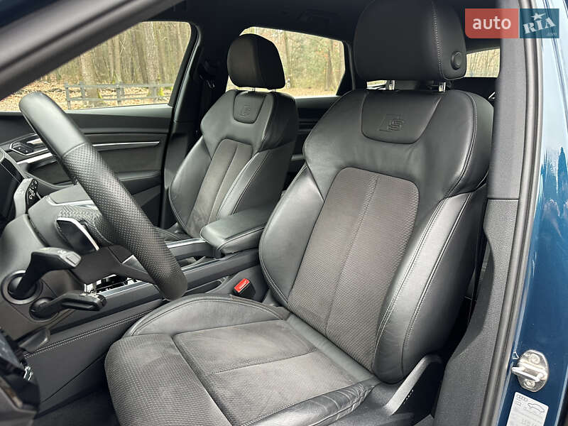 Внедорожник / Кроссовер Audi e-tron 2019 в Киеве