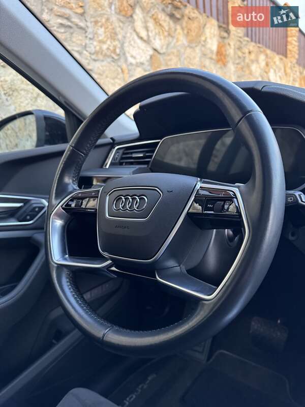 Внедорожник / Кроссовер Audi e-tron 2020 в Ровно