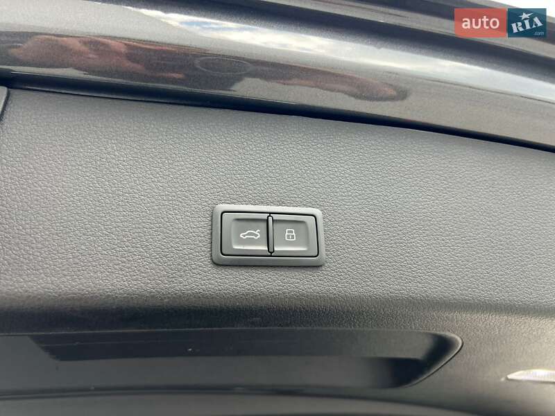 Позашляховик / Кросовер Audi e-tron 2021 в Дніпрі