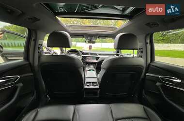 Позашляховик / Кросовер Audi e-tron 2021 в Дніпрі