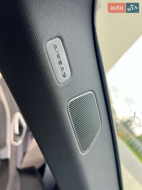 Позашляховик / Кросовер Audi e-tron 2021 в Дніпрі