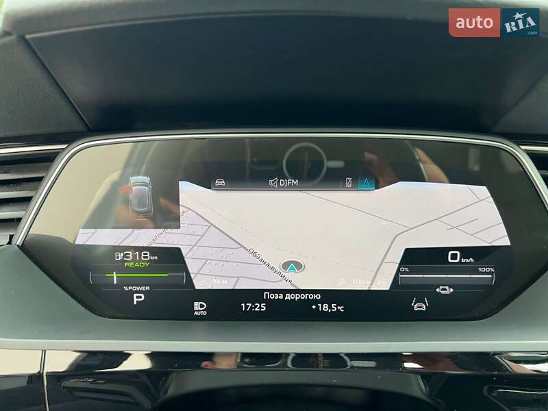 Позашляховик / Кросовер Audi e-tron 2021 в Дніпрі