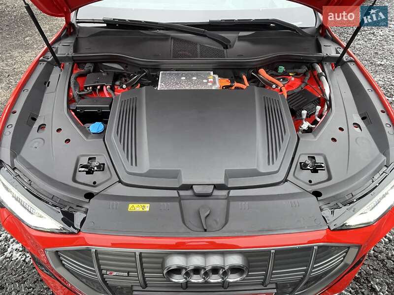 Внедорожник / Кроссовер Audi e-tron 2020 в Луцке