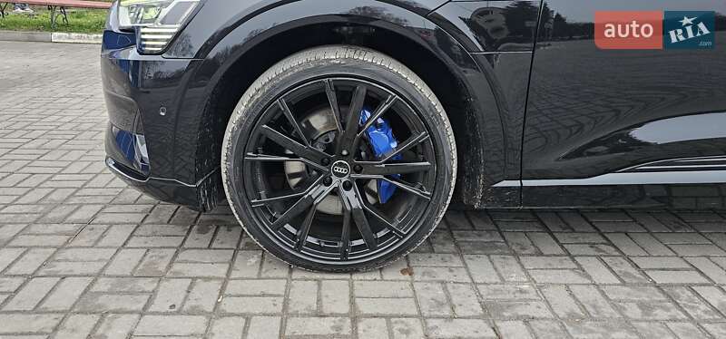 Позашляховик / Кросовер Audi e-tron 2020 в Тернополі