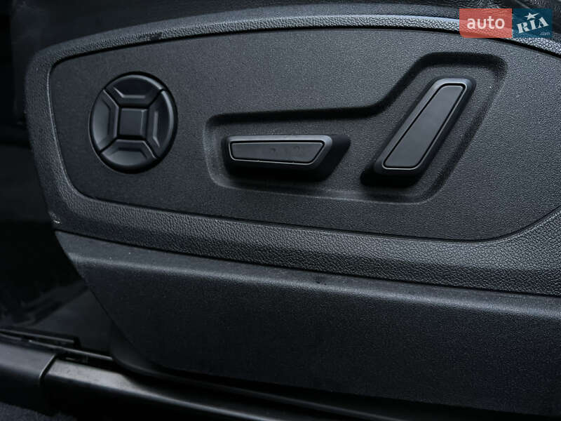 Внедорожник / Кроссовер Audi e-tron 2019 в Ужгороде фото 82 Внедорожник / Кроссовер Audi e-tron 2019 в Ужгороде