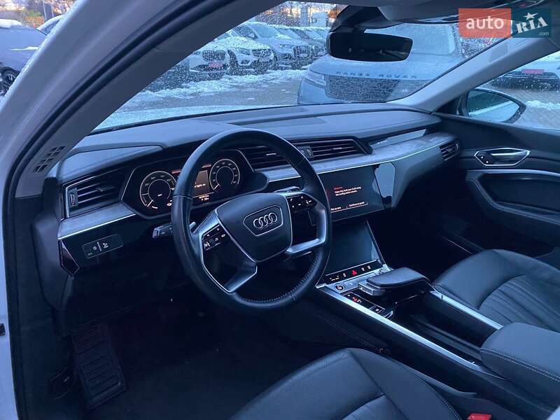 Позашляховик / Кросовер Audi e-tron 2020 в Львові