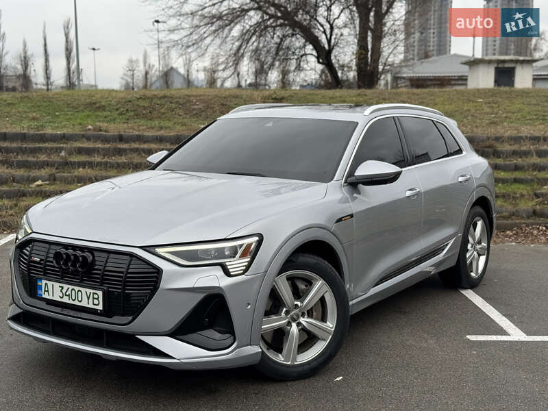 Внедорожник / Кроссовер Audi e-tron 2019 в Киеве фото 7 Внедорожник / Кроссовер Audi e-tron 2019 в Киеве
